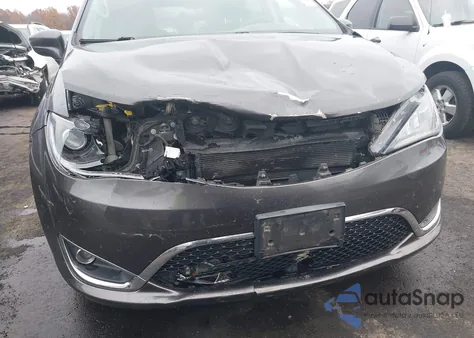 2017 Chrysler Pacifica Touring-L из США, поврежденный, VIN 2C4RC1BG8HR587435